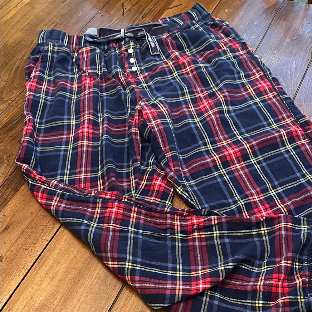 Aerie Plaid Lounge Pants in Red, Blue, and Yellow - Picture 4 of 7